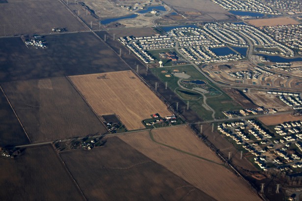 the-effects-of-urban-sprawl-invisible-children