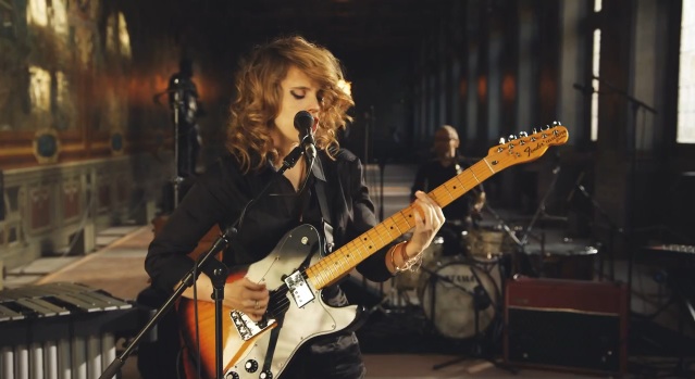 anna calvi